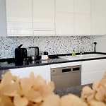 Hafenromantik Pur - Exklusive Mit Erstklassigem Blick Von 