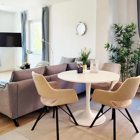 Hafenromantik Pur - Exklusive Mit Erstklassigem Blick Von 