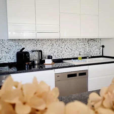 Hafenromantik Pur - Exklusive Mit Erstklassigem Blick Von 