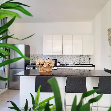 Hafenromantik Pur - Exklusive Mit Erstklassigem Blick Von 